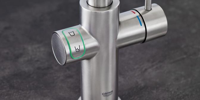 Close up LED GROHE Blue Home