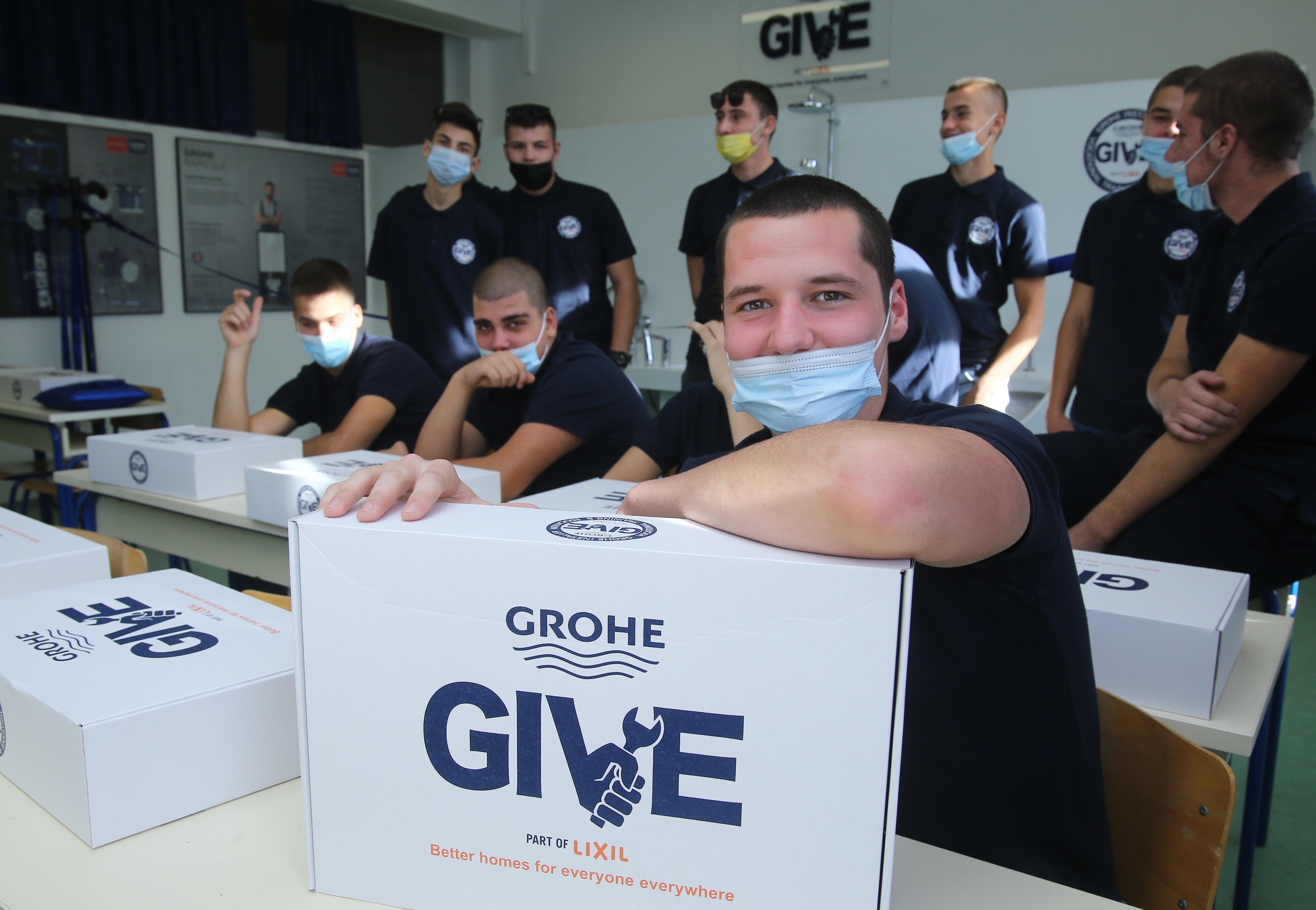 GROHE-GIVE_CR-Split_01-2