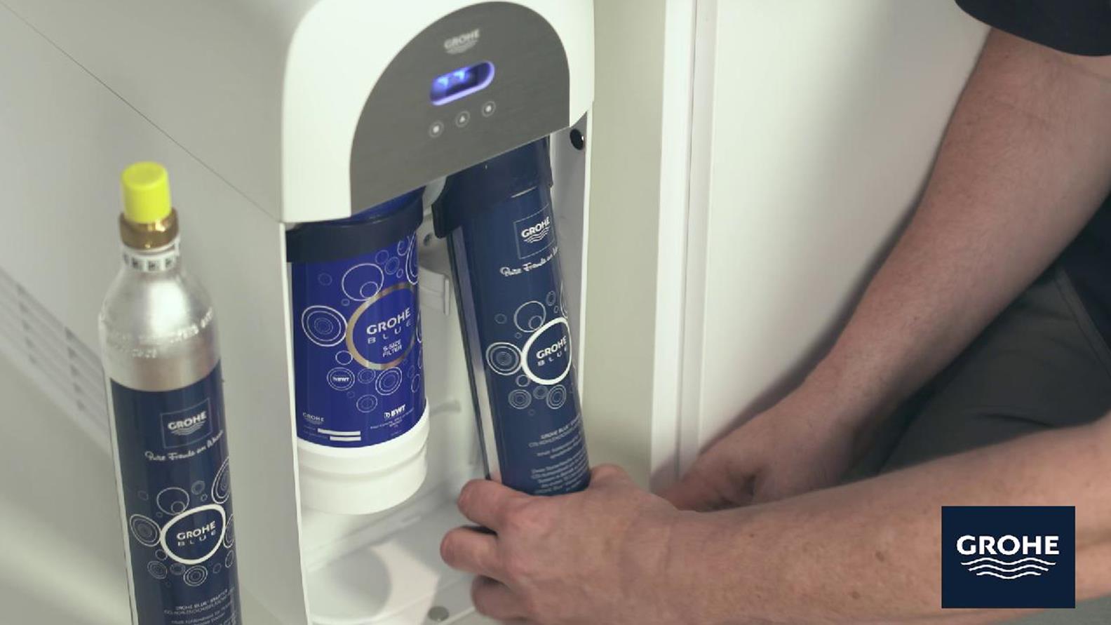 Exchange CO2 Bottle On GROHE Blue Home