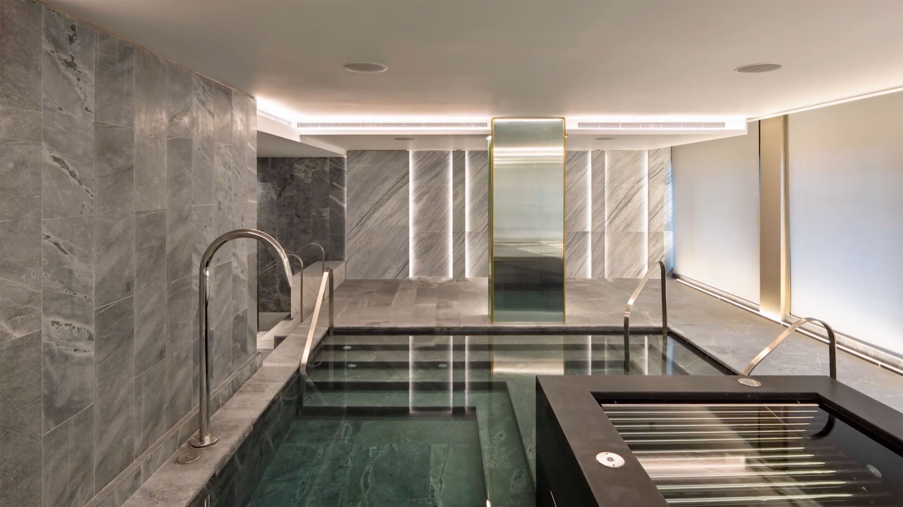 GROHE-X_Brit-List-Awards_