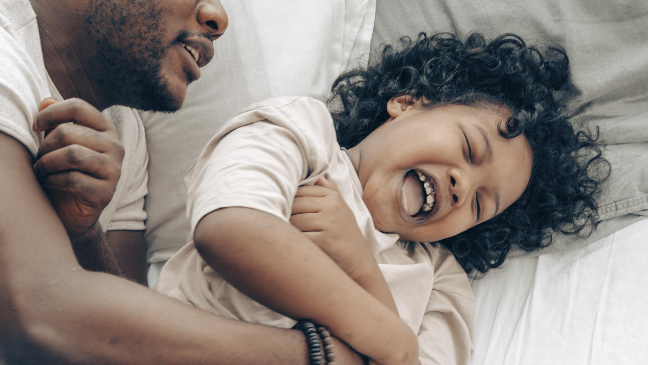 Eurosmart_Collage-02_stock picture_father and child_diversity