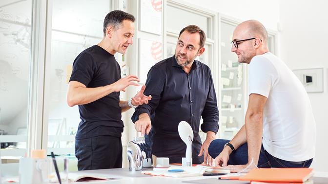 LIXIL Global-Design_Collage-03