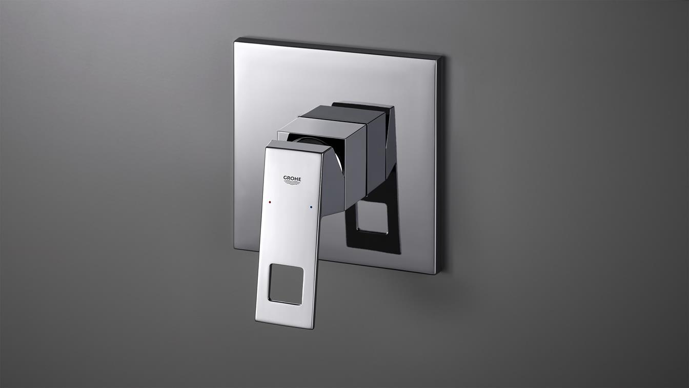 Showers_13_Collage-06