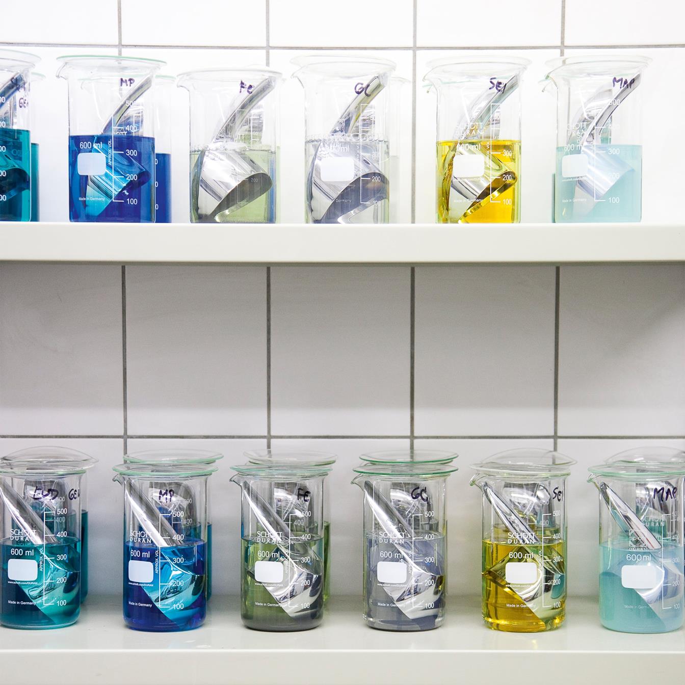 Technology_05_Collage-02