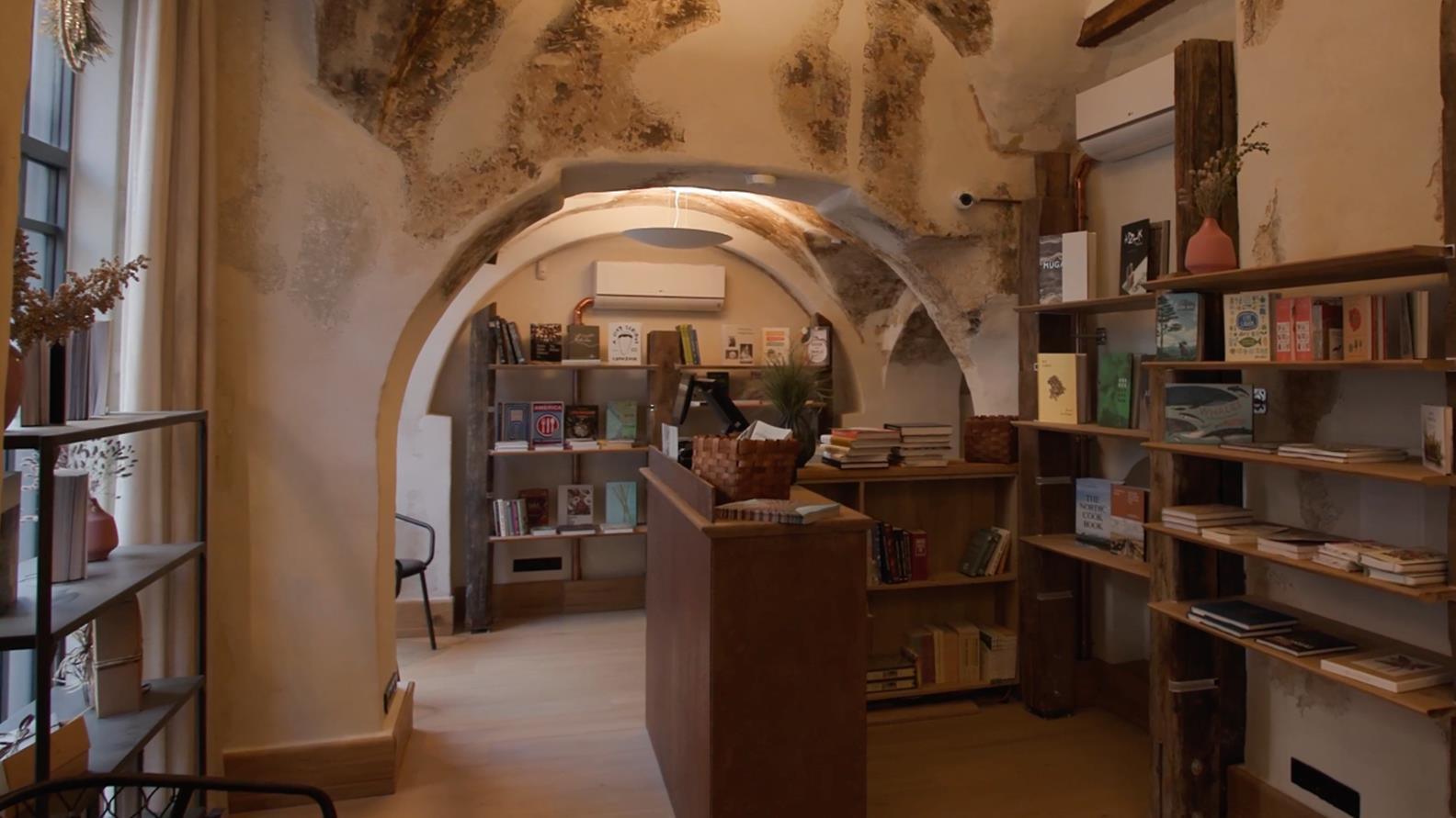 Senatorious Passages