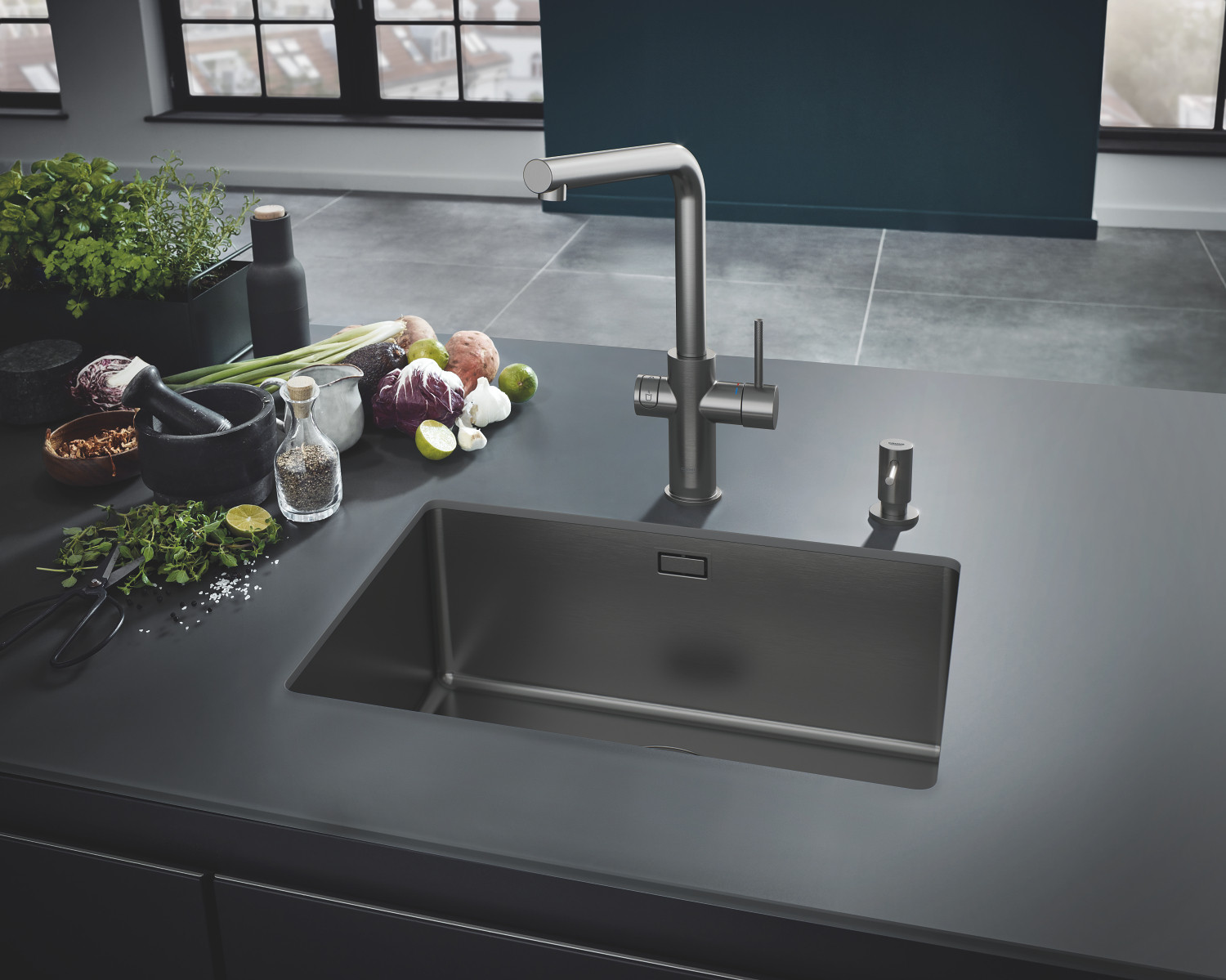GROHE Blue Home Brushed Hard Graphite